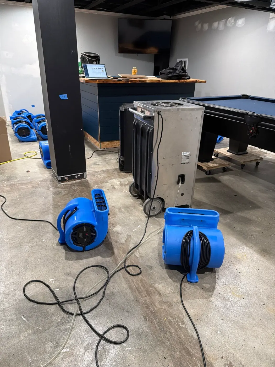 Large-scale water extraction in Westwoods business space