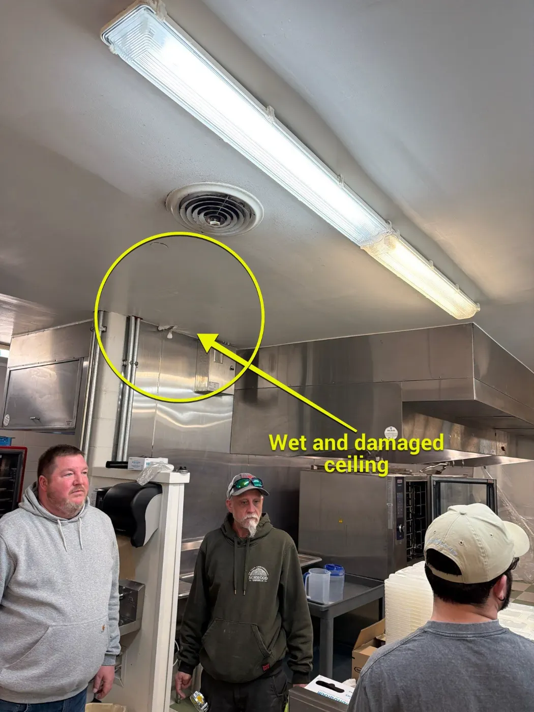 Commercial water mitigation in Westwoods, Indiana